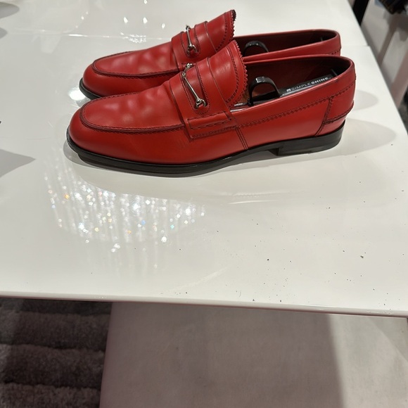 Gucci leather shoes in brilliant red 8.5 European 9.5 US size - Picture 2 of 6